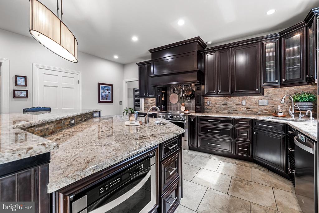 14205 GREENCROFT LANE