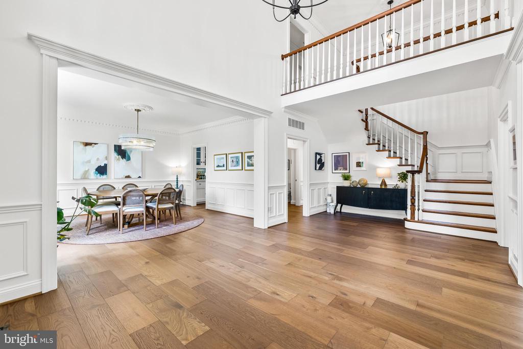 1506 PHOENIX ROAD W