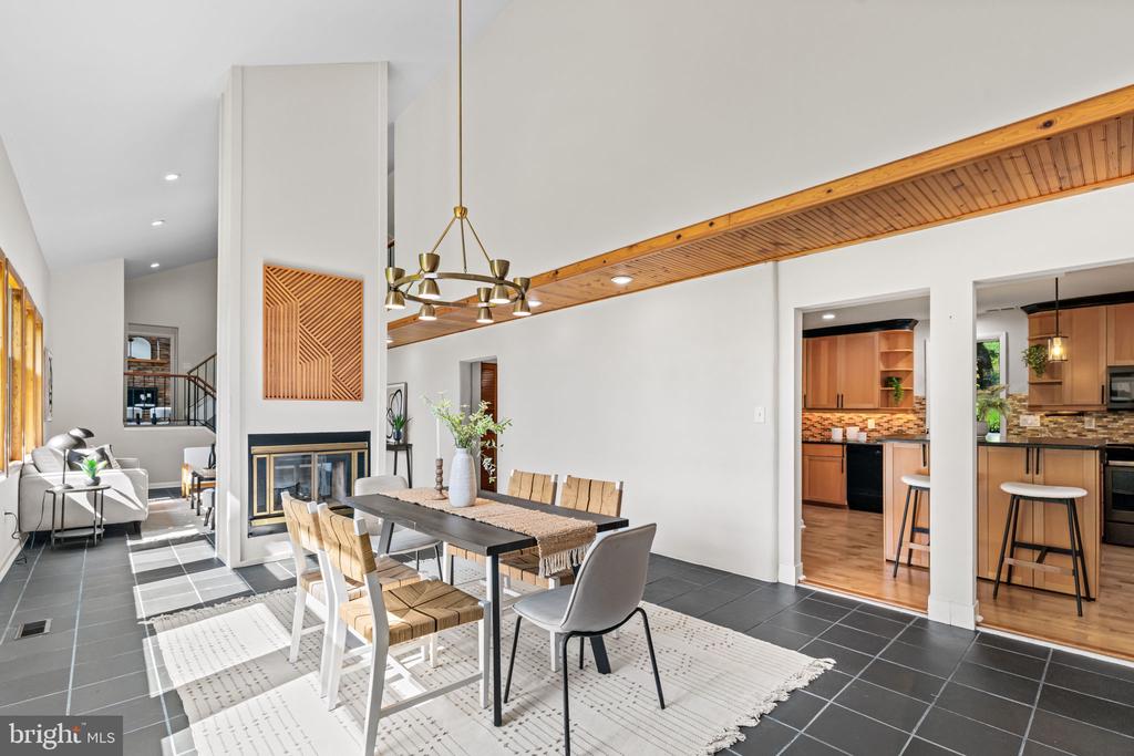 4 TURNER WOOD COURT