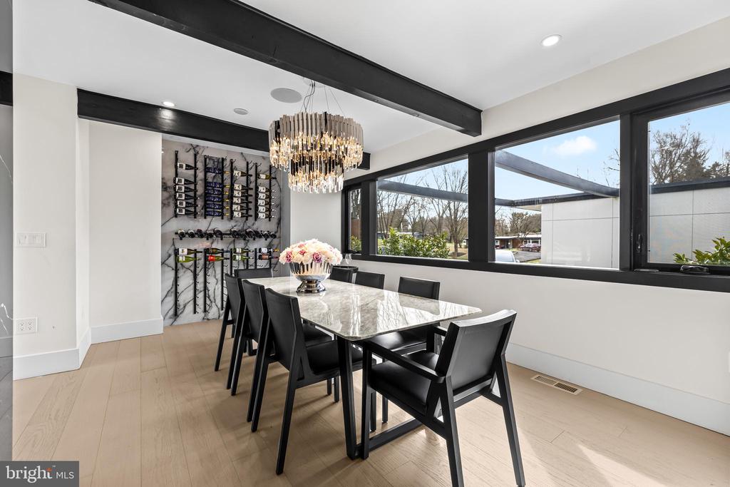3602 BARBERRY COURT