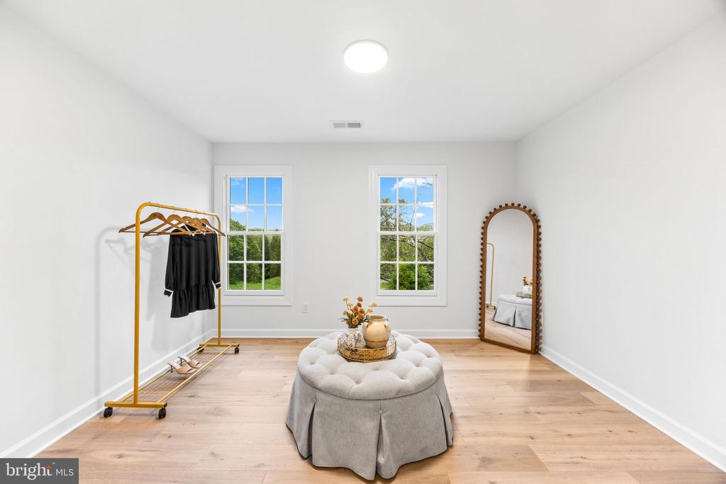 1679 BULLOCK CIRCLE