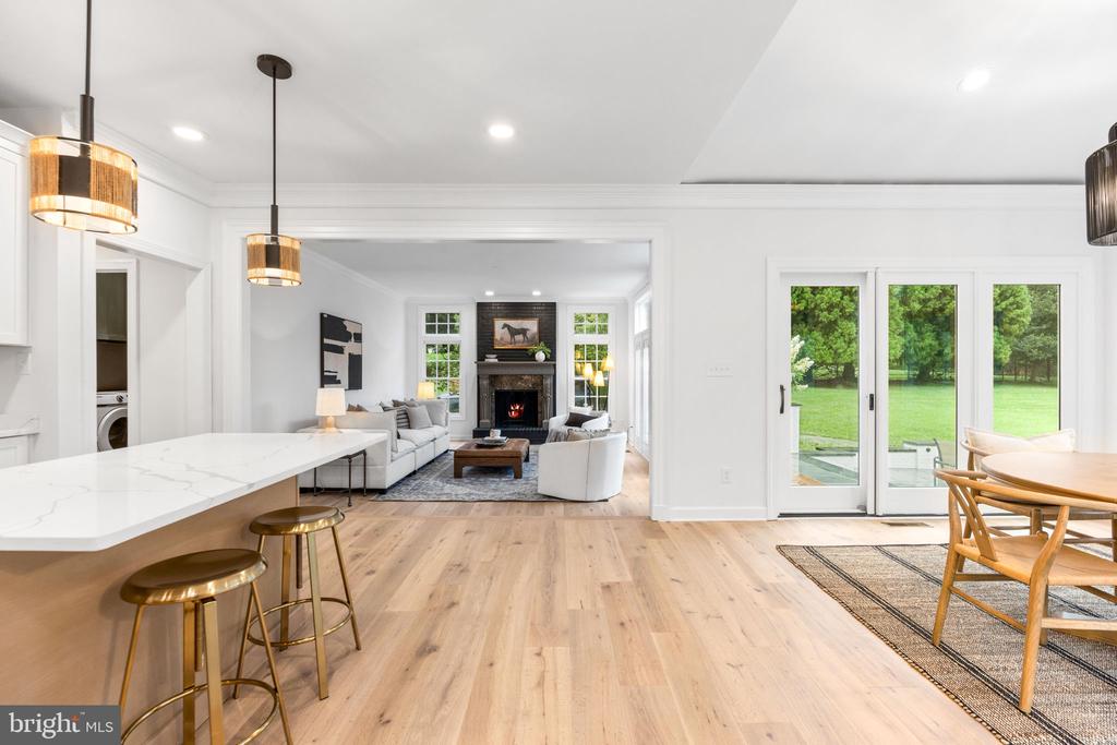 1679 BULLOCK CIRCLE