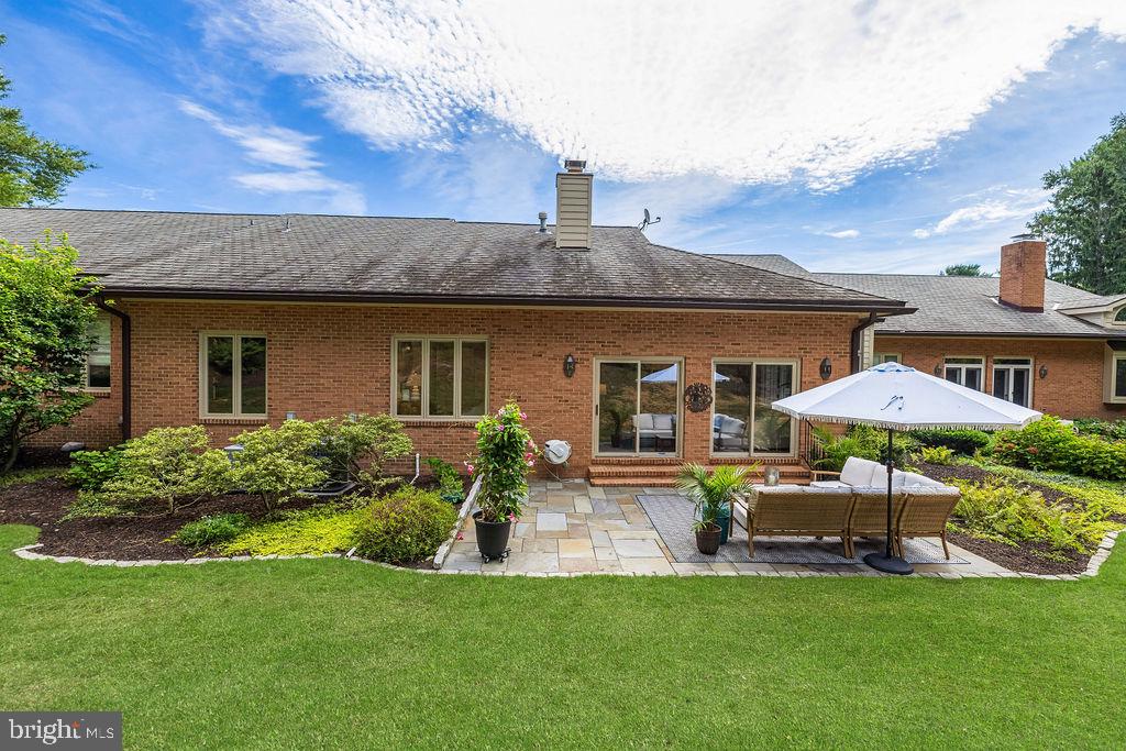 24 SEMINARY DRIVE