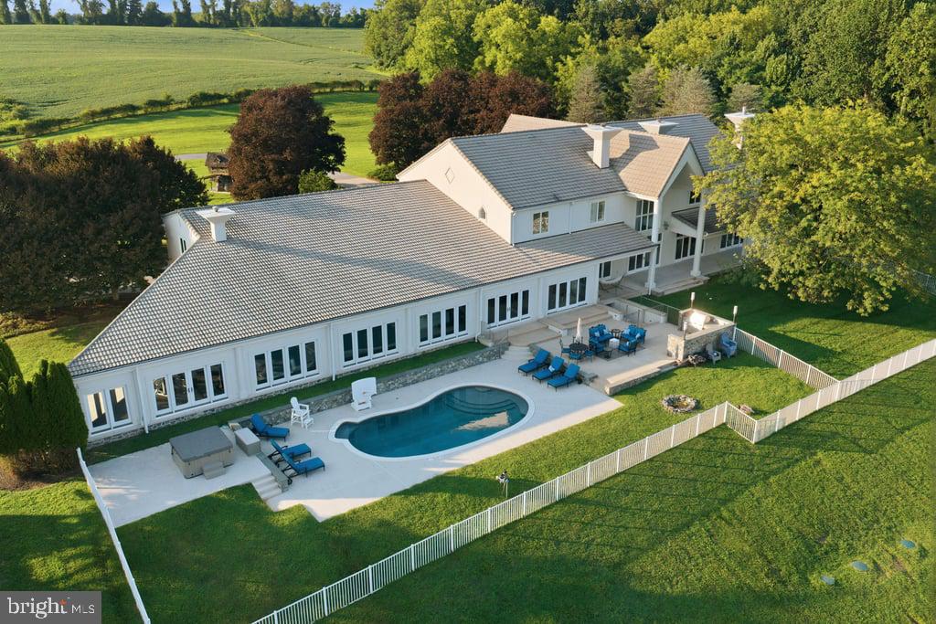 15208 JARRETTSVILLE PIKE