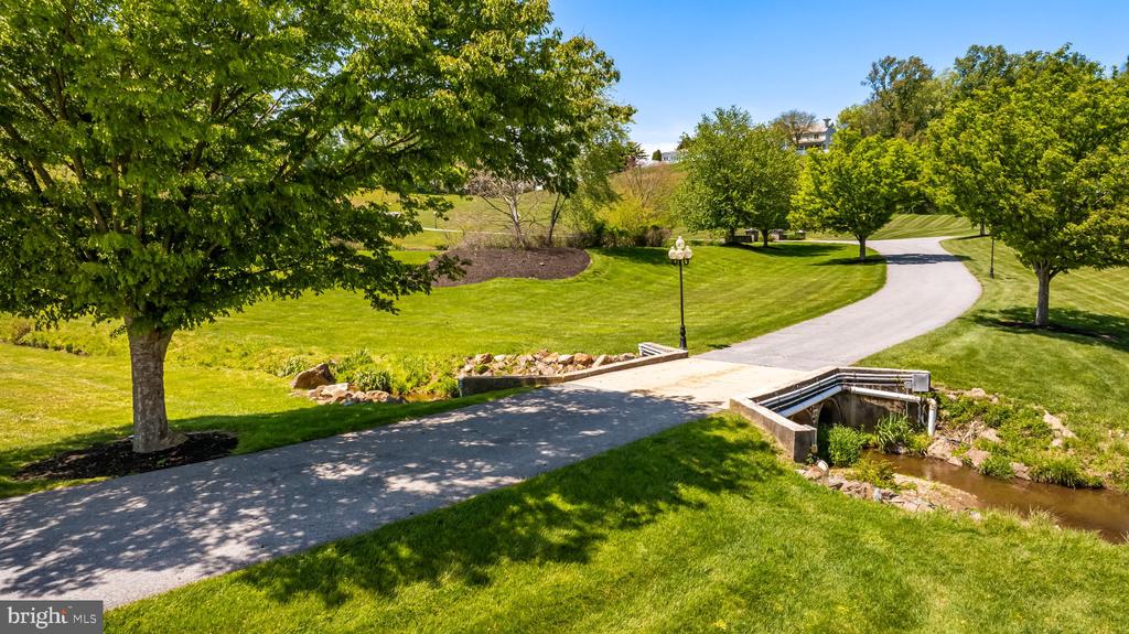 15208 JARRETTSVILLE PIKE