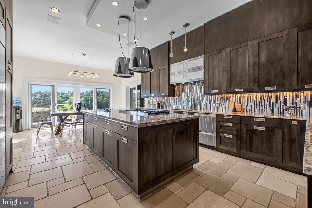 15208 JARRETTSVILLE PIKE
