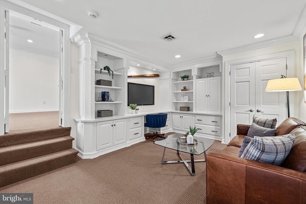 15208 JARRETTSVILLE PIKE