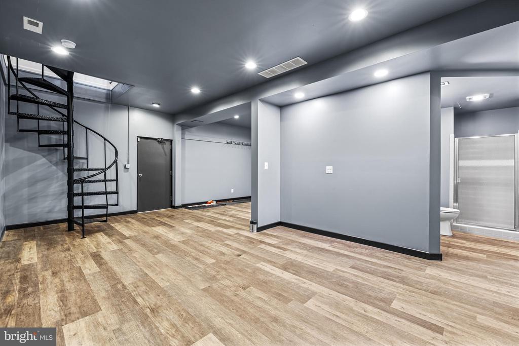 15208 JARRETTSVILLE PIKE