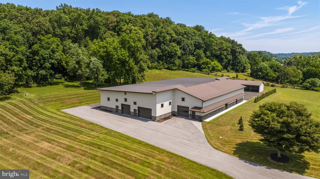 15208 JARRETTSVILLE PIKE