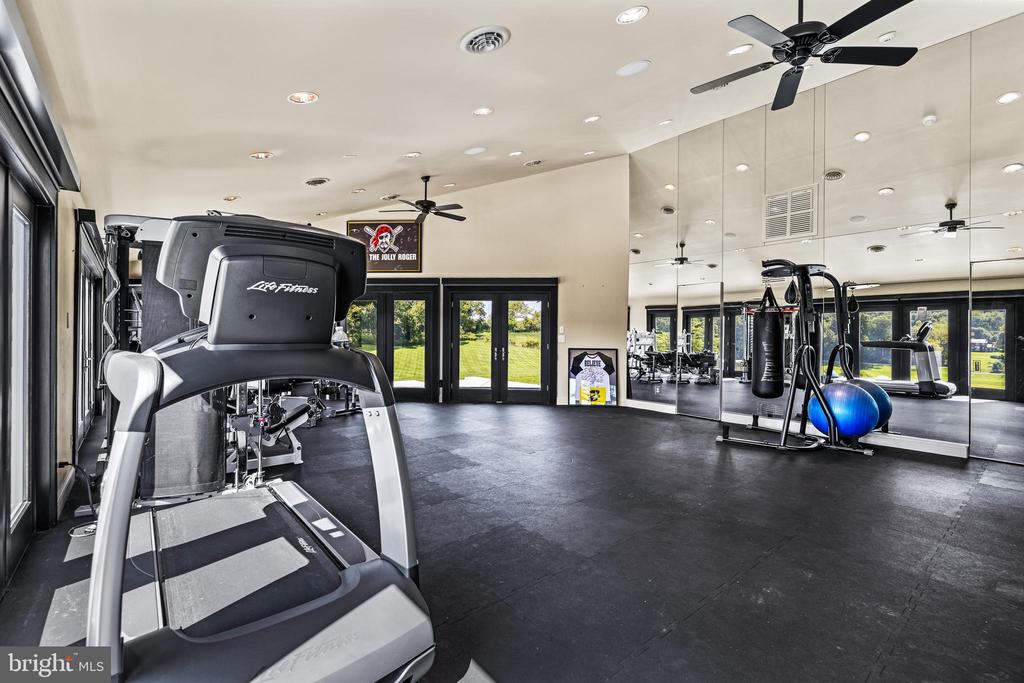 15208 JARRETTSVILLE PIKE