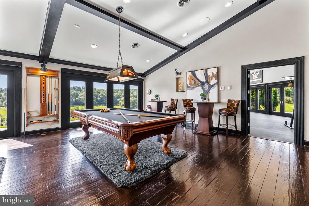15208 JARRETTSVILLE PIKE