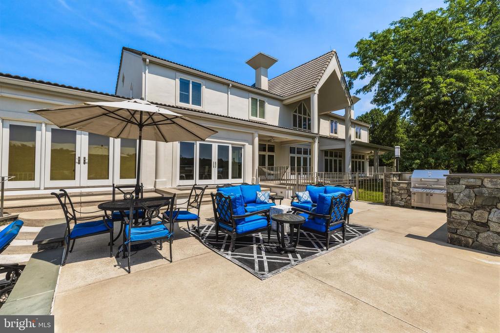15208 JARRETTSVILLE PIKE