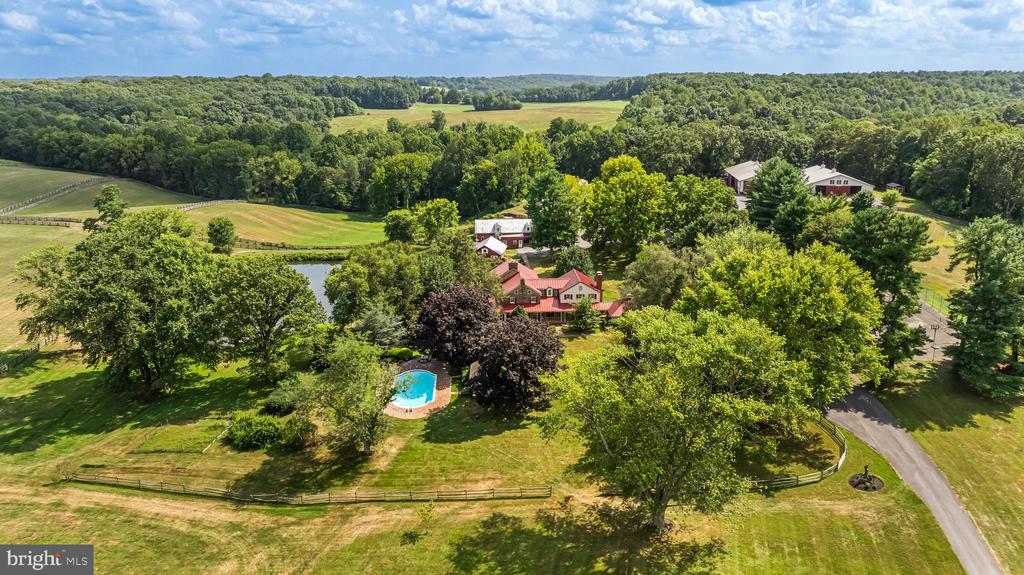 2322 NICODEMUS ROAD