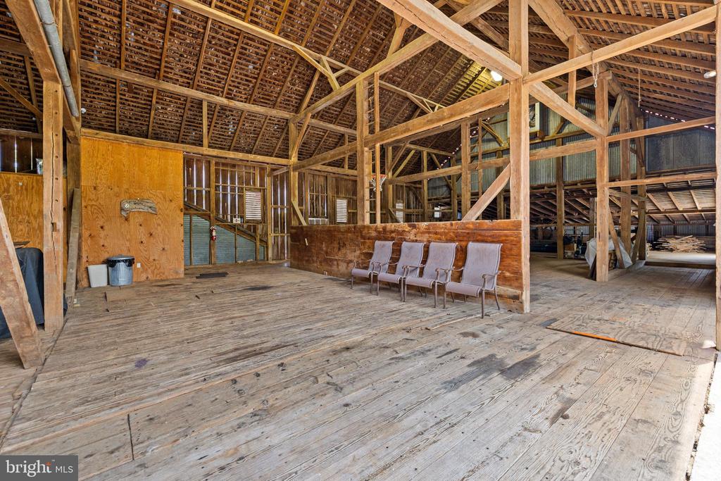 2322 NICODEMUS ROAD