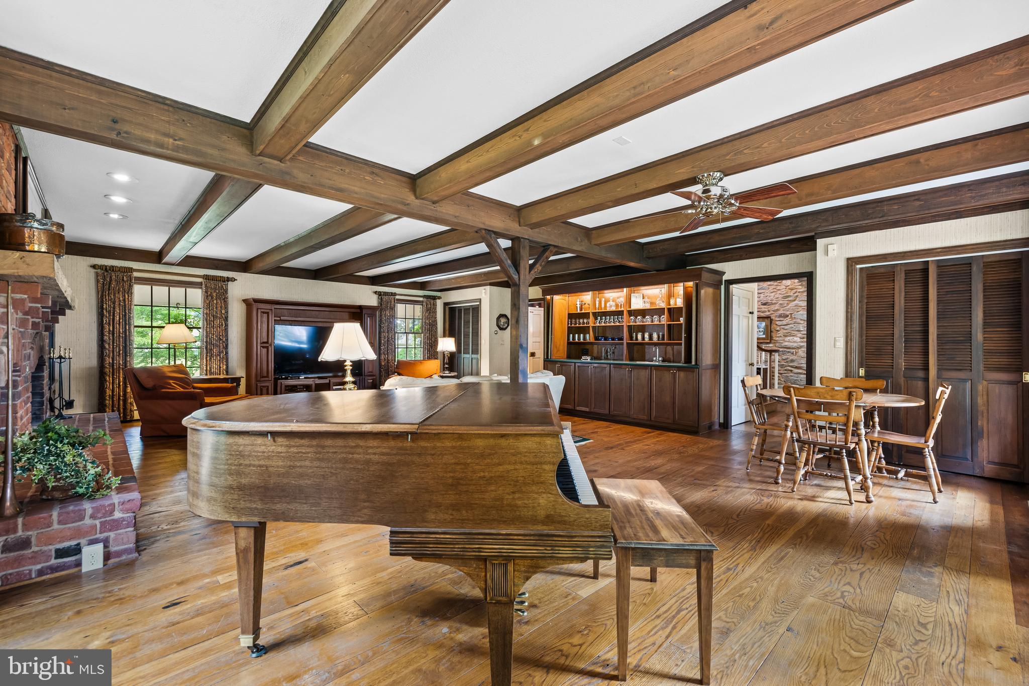 2322 NICODEMUS ROAD