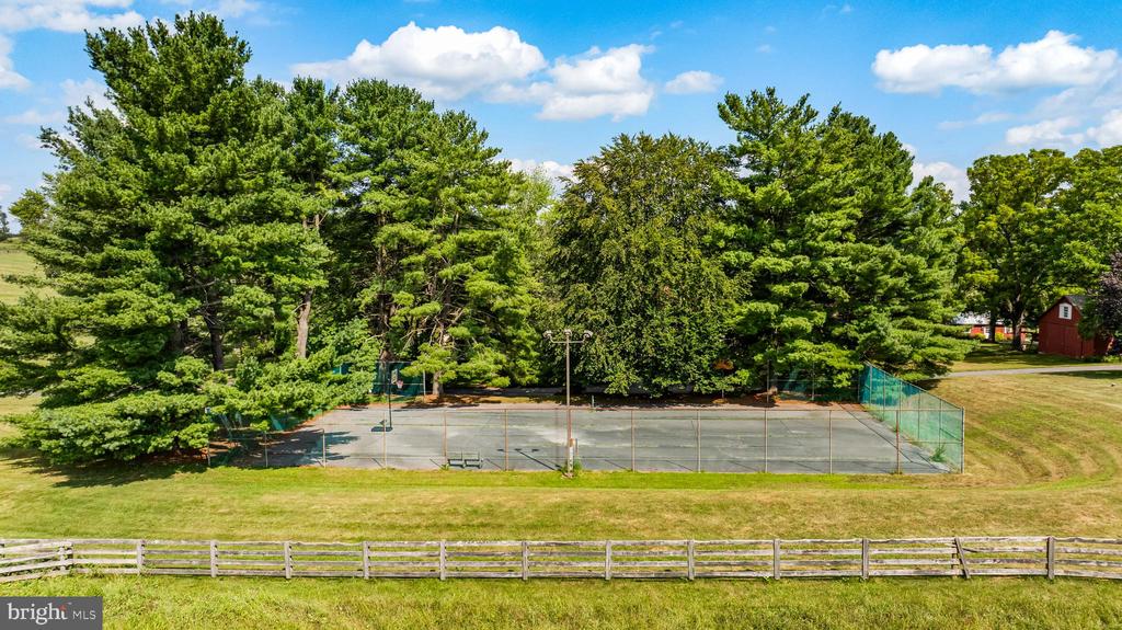 2322 NICODEMUS ROAD
