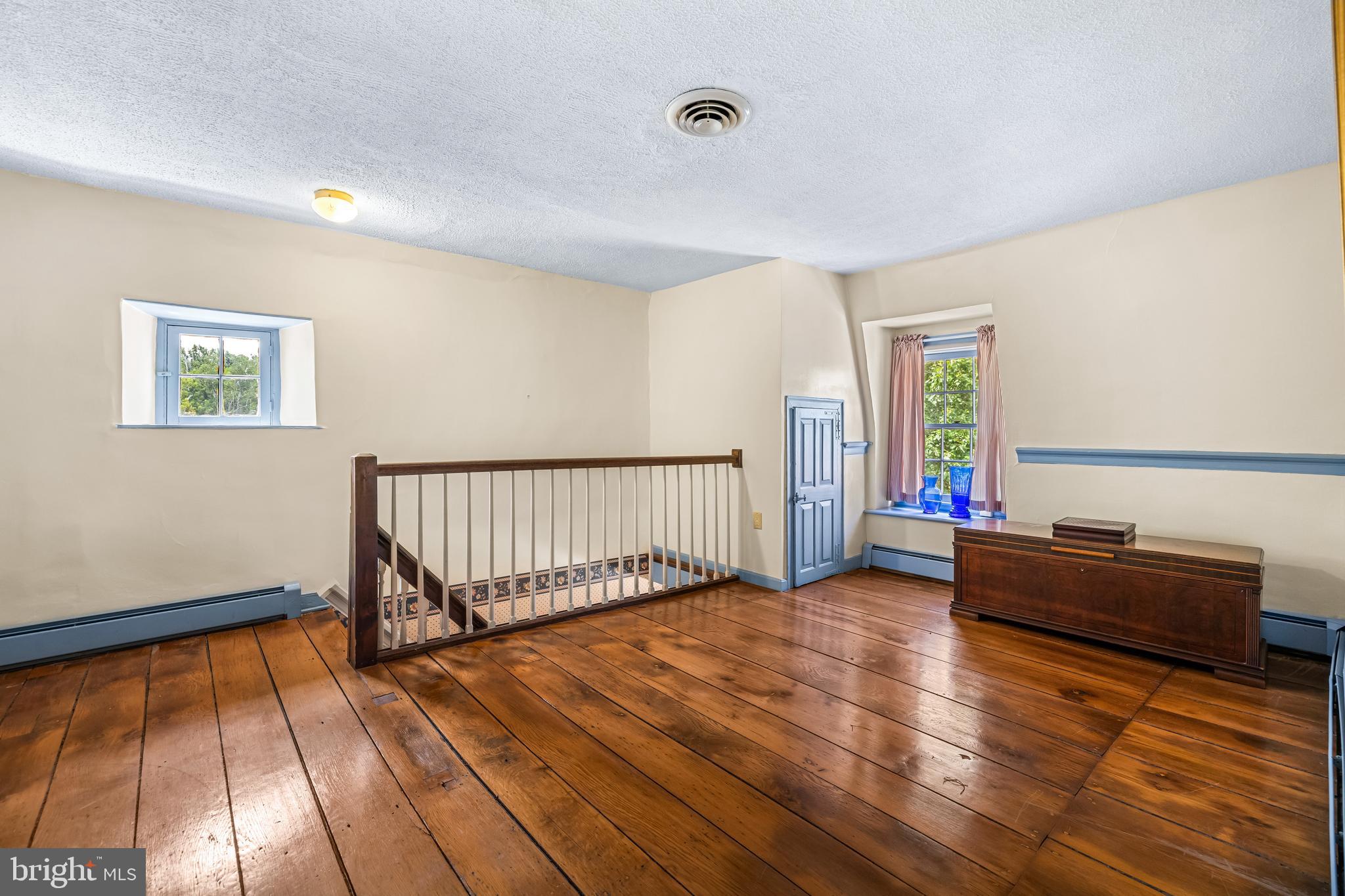 2322 NICODEMUS ROAD