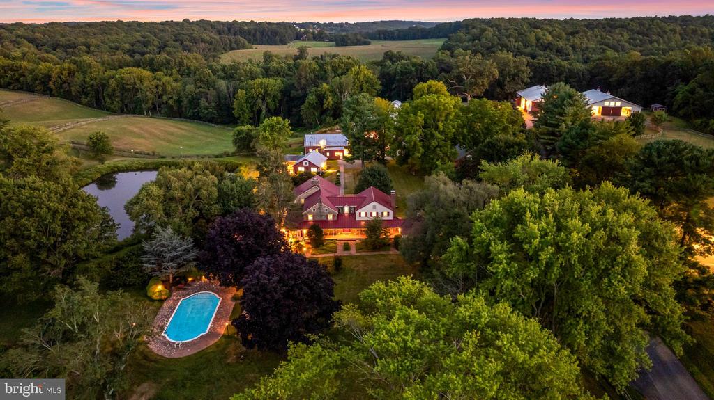 2322 NICODEMUS ROAD