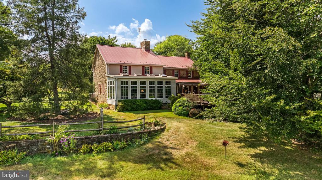 2322 NICODEMUS ROAD