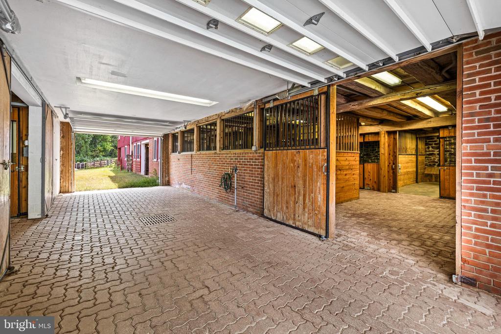 2322 NICODEMUS ROAD