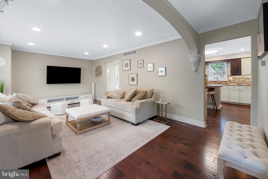 1306 SAINT FRANCIS RD