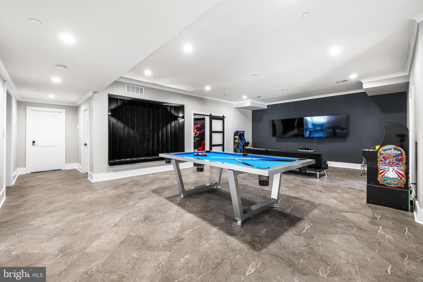 3415 Shady Ln