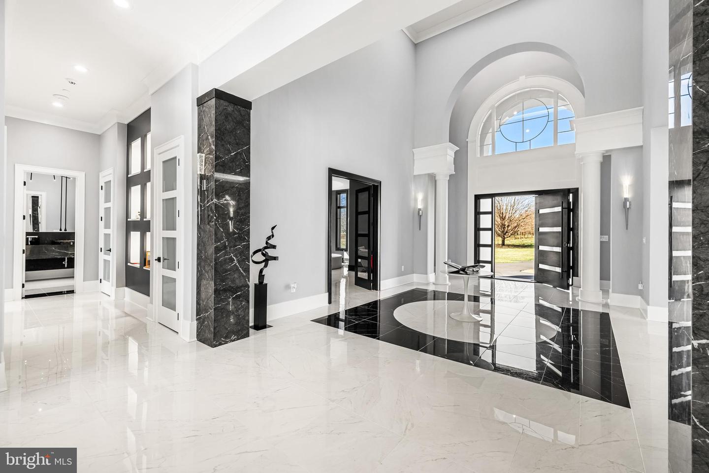 3415 Shady Ln