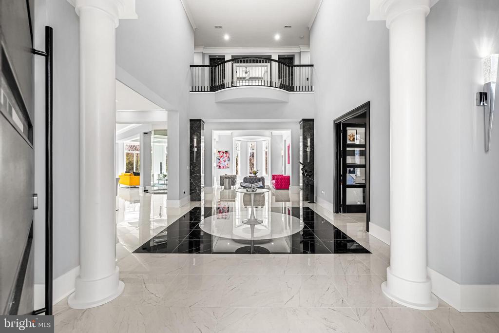 3415 Shady Ln