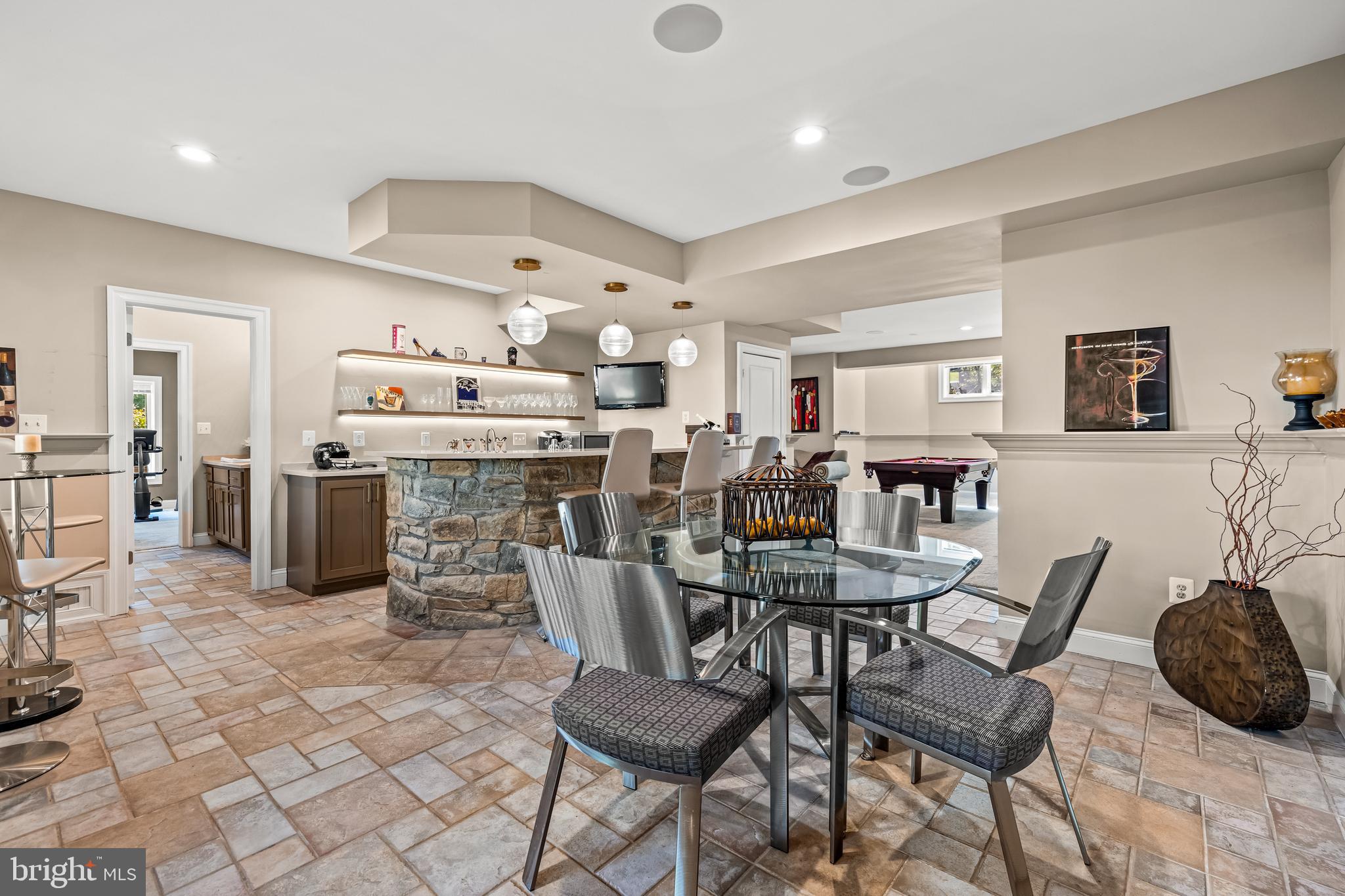 11501 Manorstone Ln