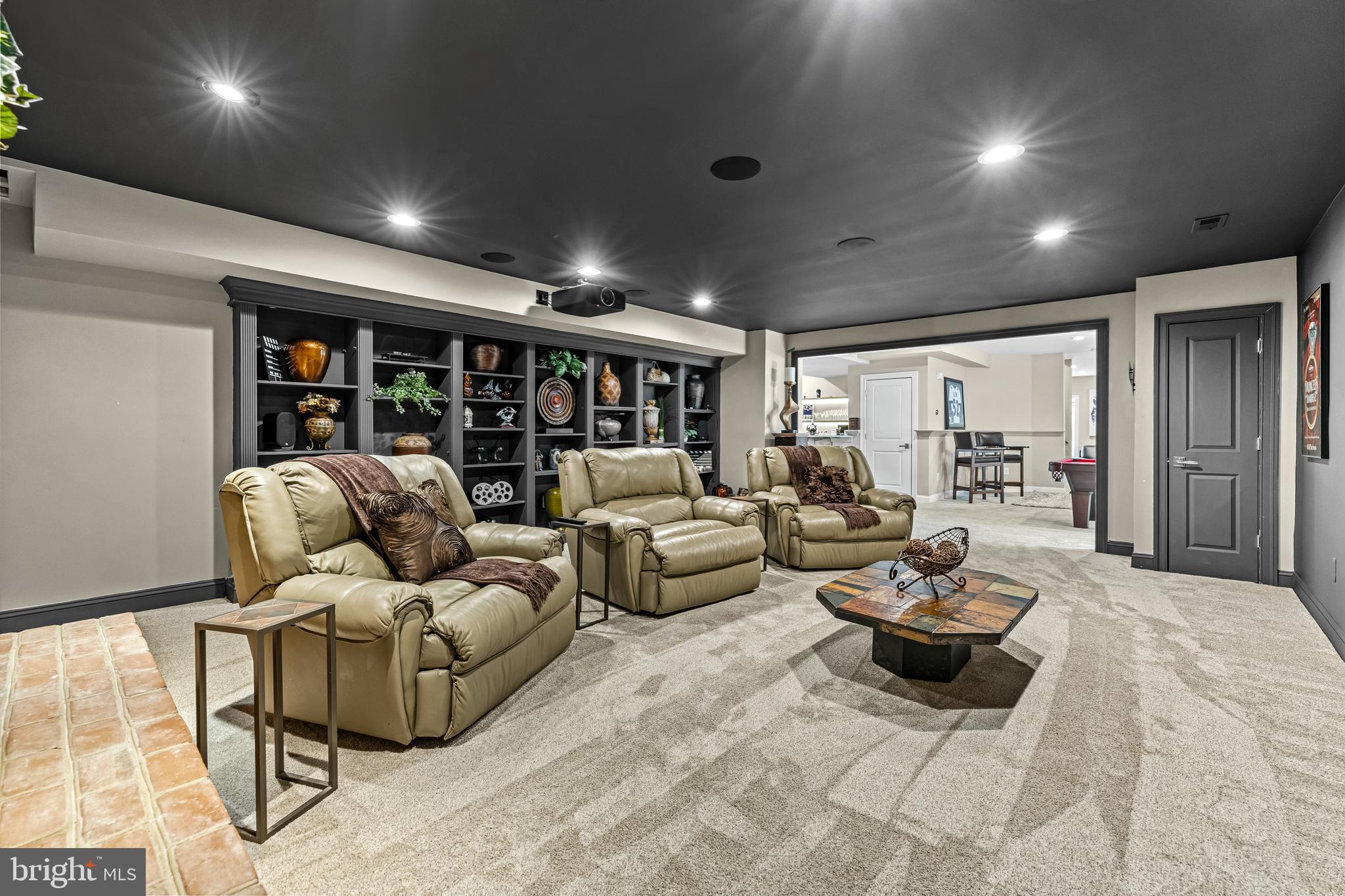 11501 Manorstone Ln