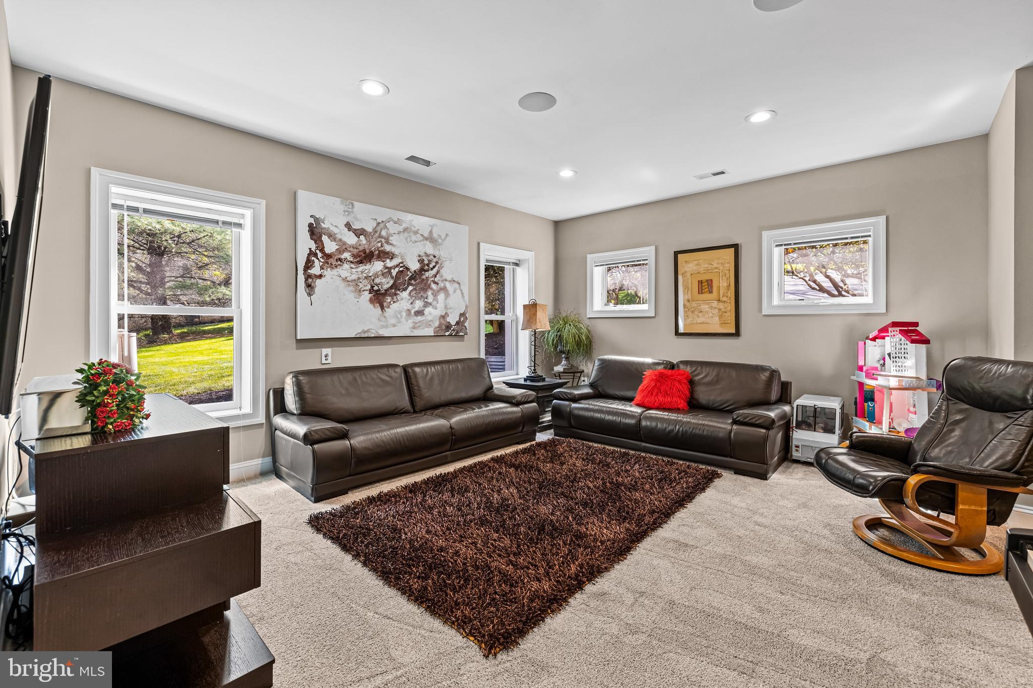 11501 Manorstone Ln