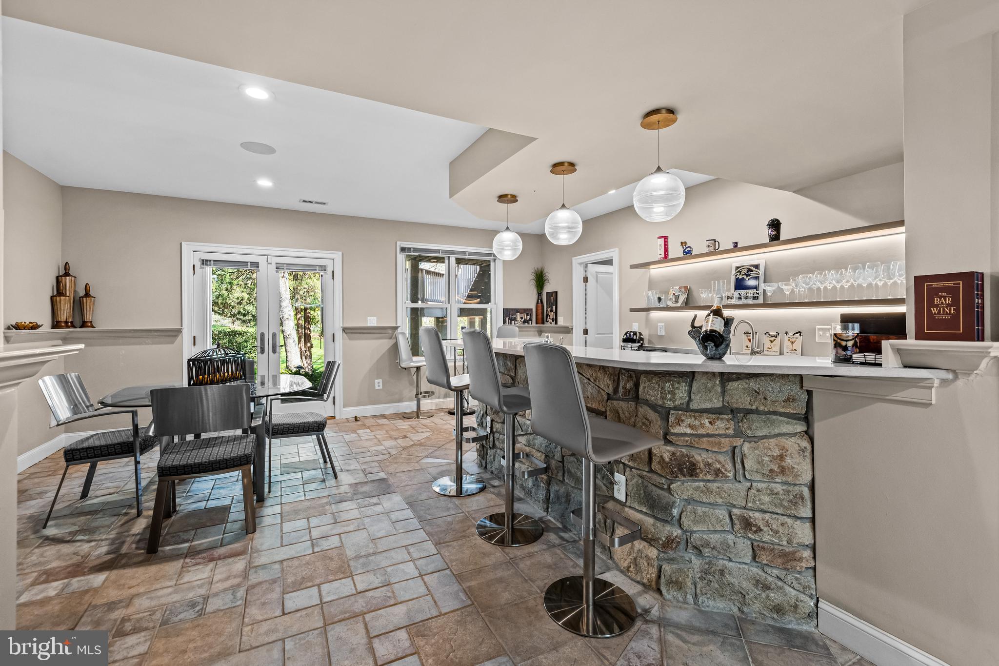 11501 Manorstone Ln