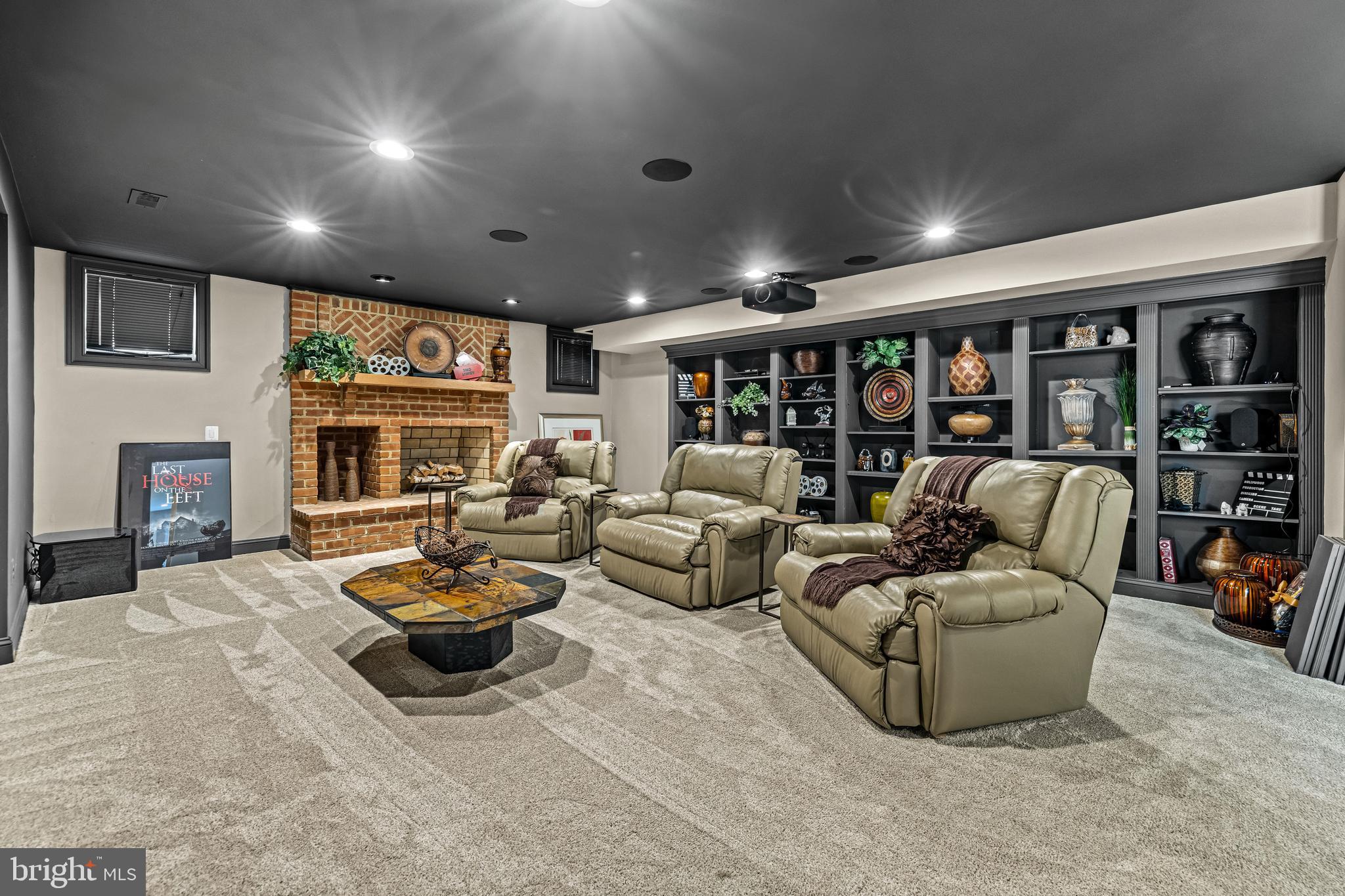 11501 Manorstone Ln
