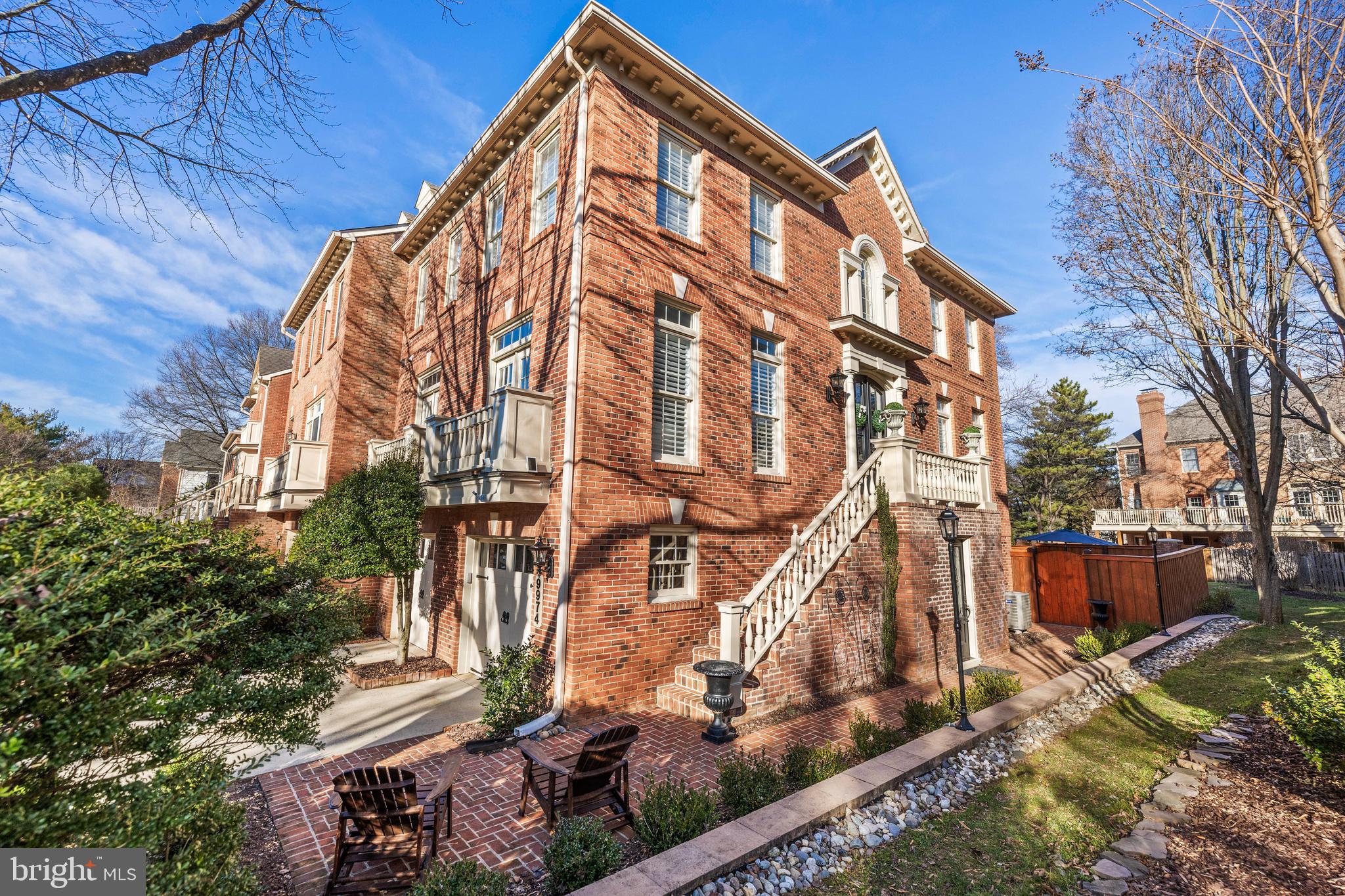 9974 Foxborough CIRCLE