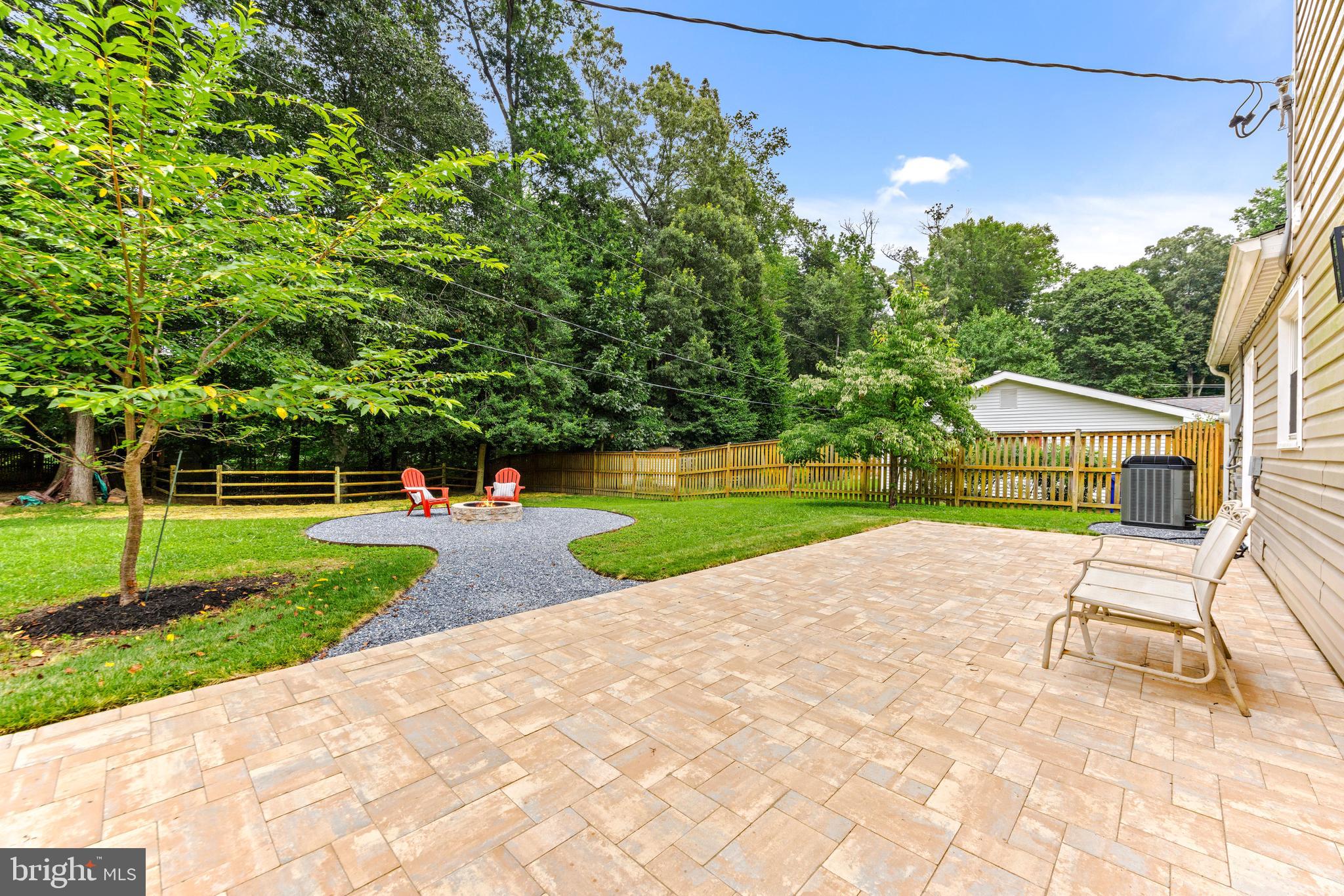 4202 Yarnell Ct