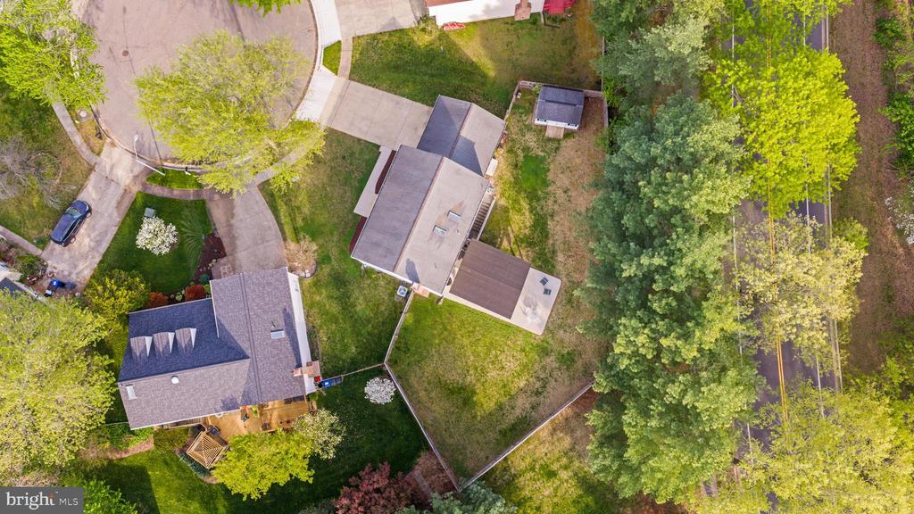 15303 PINE TREE WAY