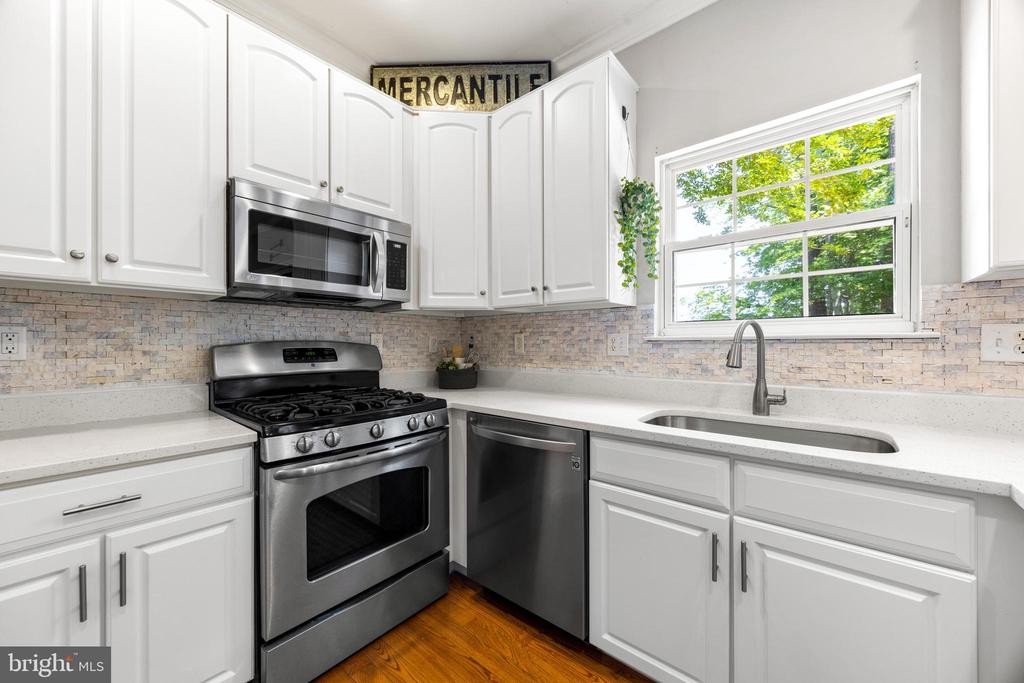 412 Hanna Ct