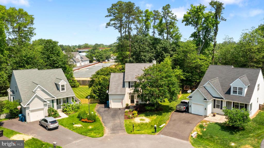 412 Hanna Ct