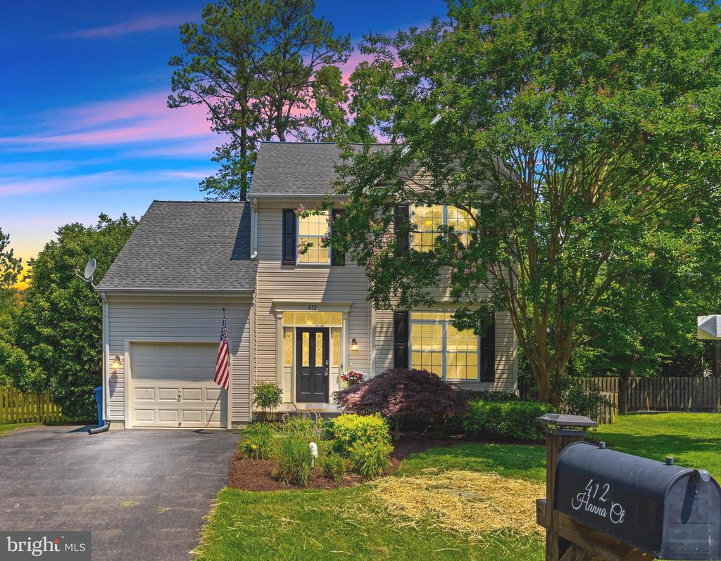 412 Hanna Ct