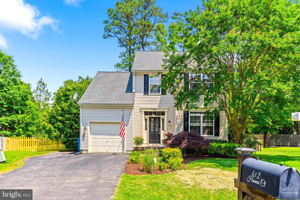 412 Hanna Ct