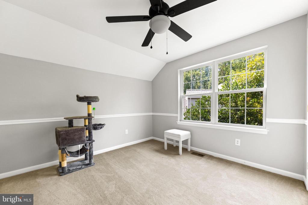 412 Hanna Ct