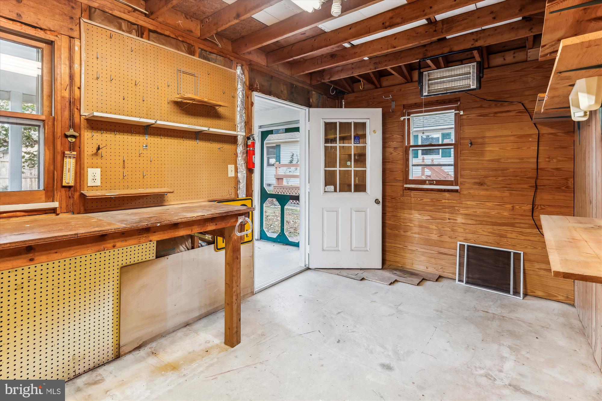 409 Seymour Ave