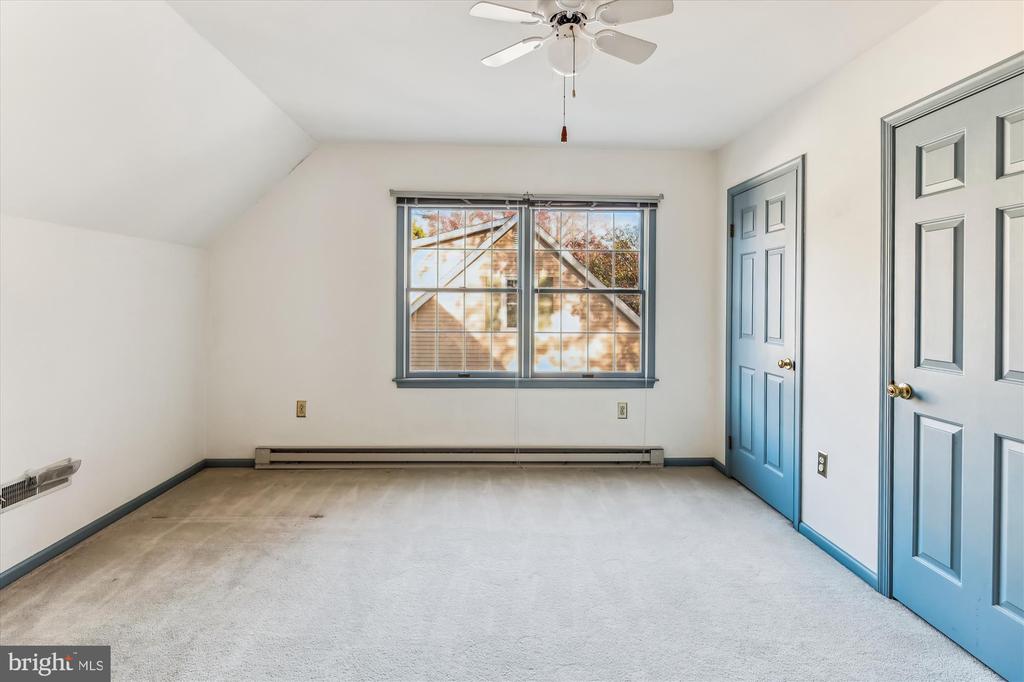 409 Seymour Ave