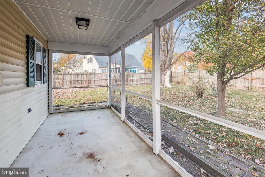 409 Seymour Ave