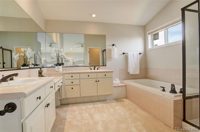 8101 E Dartmouth Avenue Unit: 22