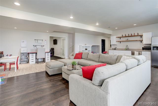 6321 Blue Water Circle