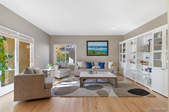 1814 S Uinta Way