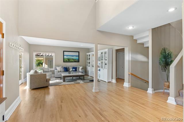 1814 S Uinta Way
