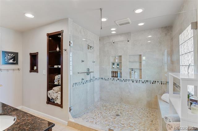 1814 S Uinta Way