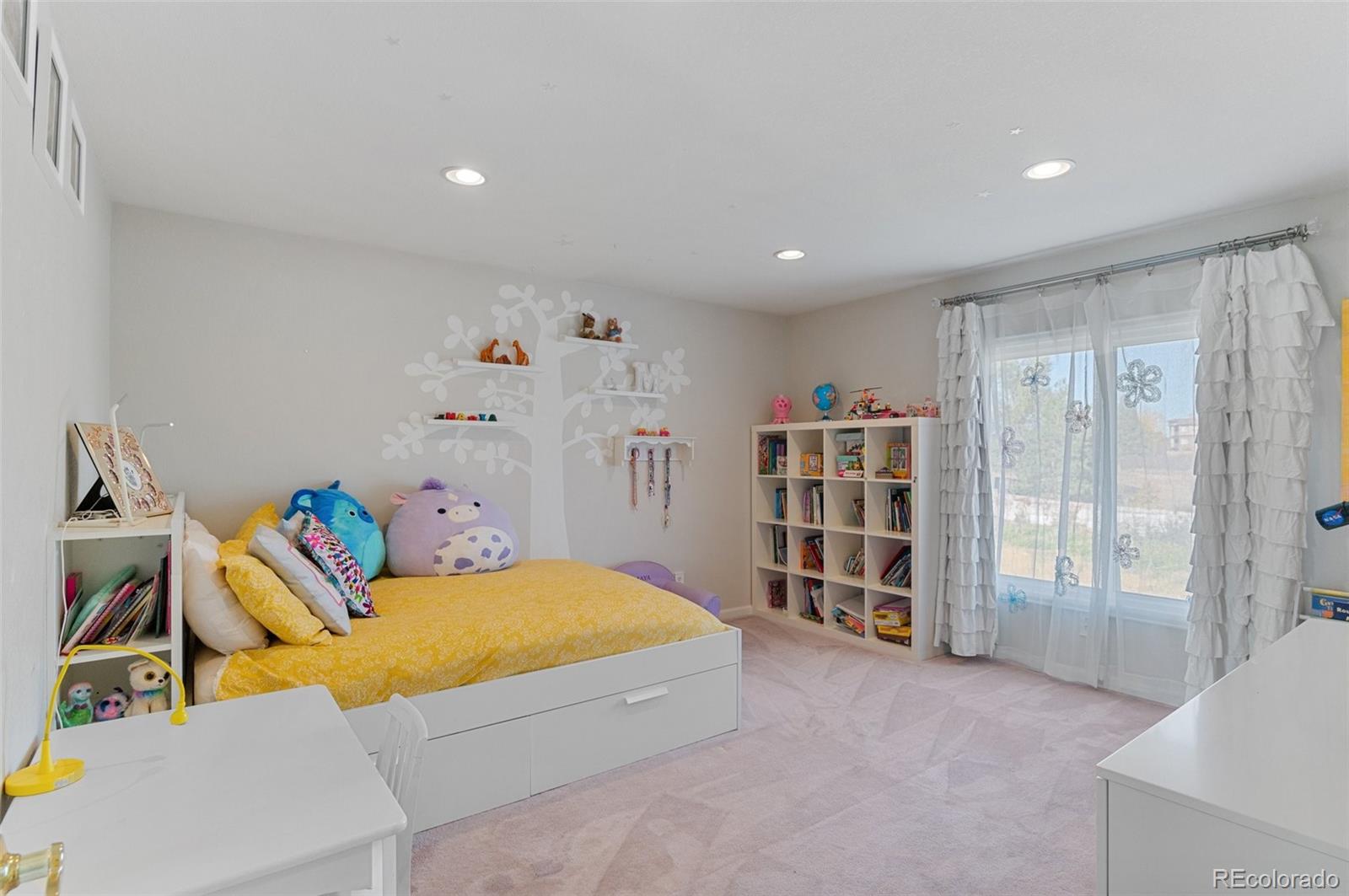 1814 S Uinta Way